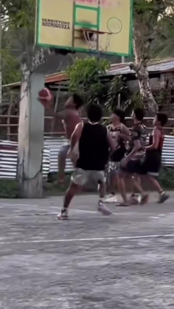 我都準備好嘲笑他了，結(jié)果被他帥到了