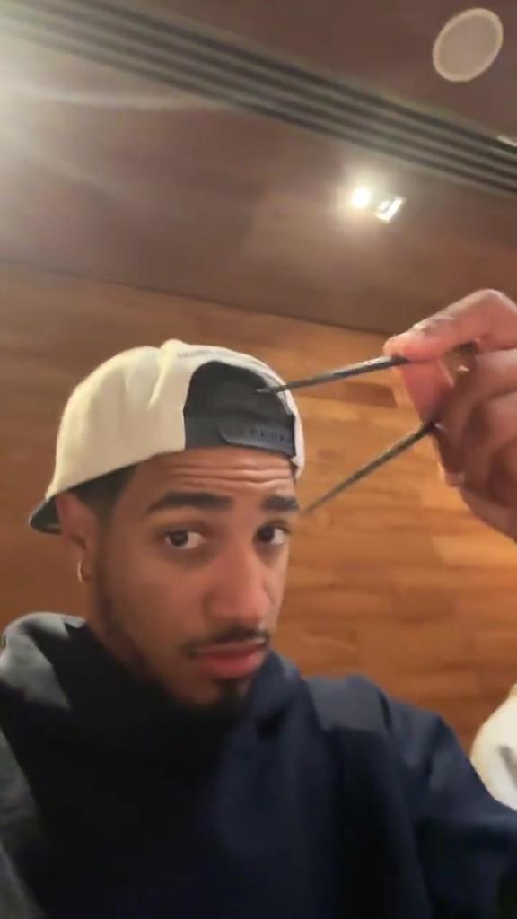 歸化歸化哈利伯頓這筷子拿的還挺標準?。?！